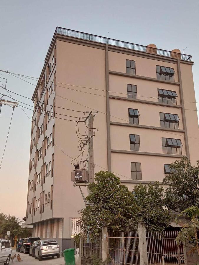 Hotel Chom Chao City Phnom Penh Dış mekan fotoğraf